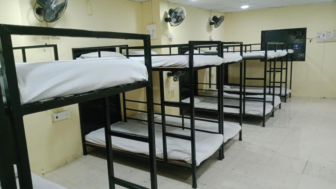 Saikrupa Dormitory Thane Eksteriør bilde
